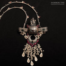 Load image into Gallery viewer, Vinayaka damarukam necklace

