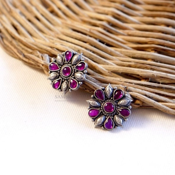 Myna Earrings