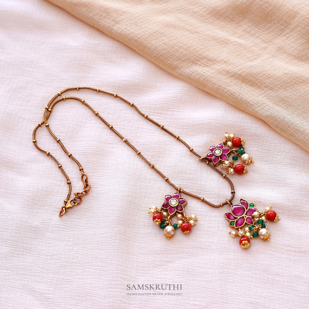 Sanvi Necklace