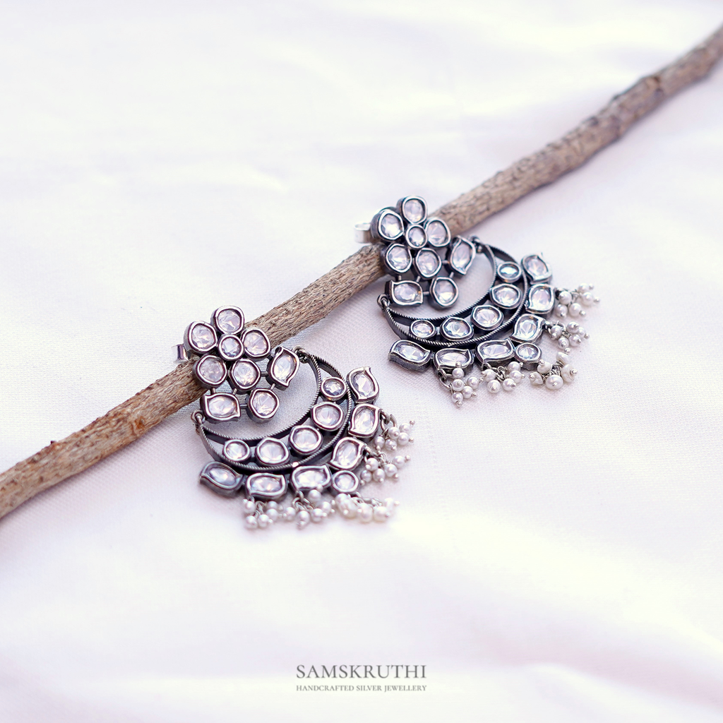 Aarvi Earrings