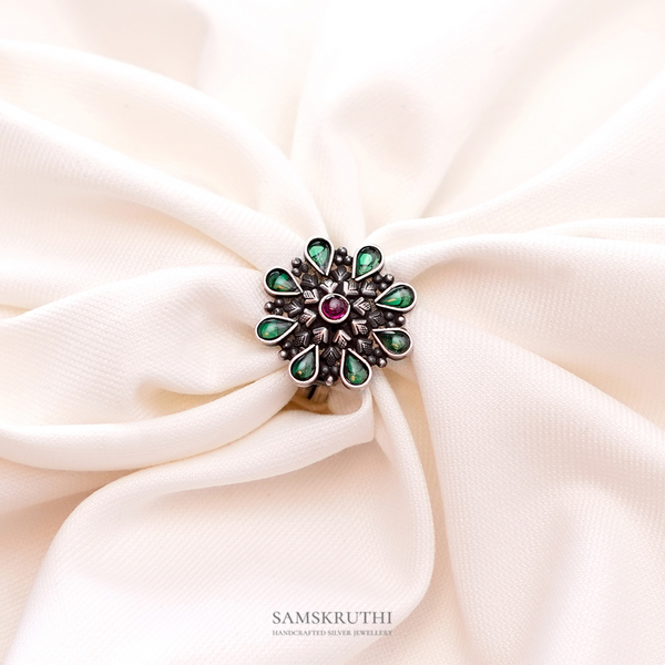 Chakrika Ring