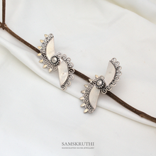 Load image into Gallery viewer, Mirza Earrings
