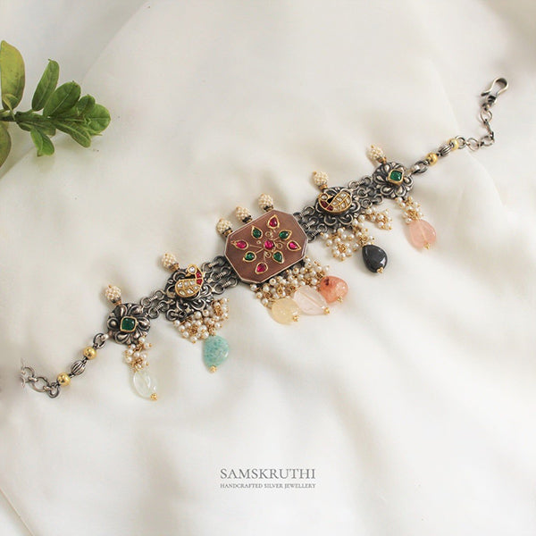 Aadya Statement Choker