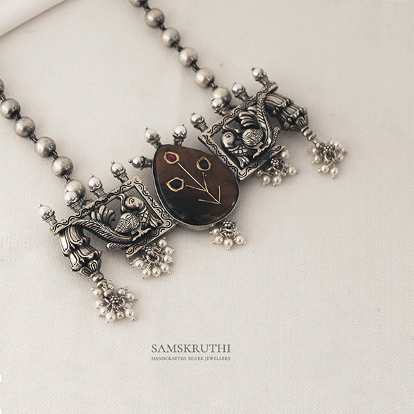 Dakshika Necklace