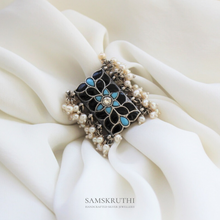 Load image into Gallery viewer, Black Kundan Ring
