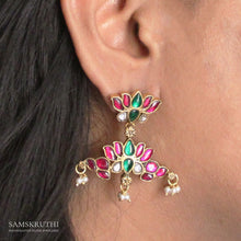 Load image into Gallery viewer, Laya Earrings
