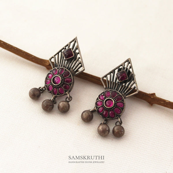 Mahira Earrings