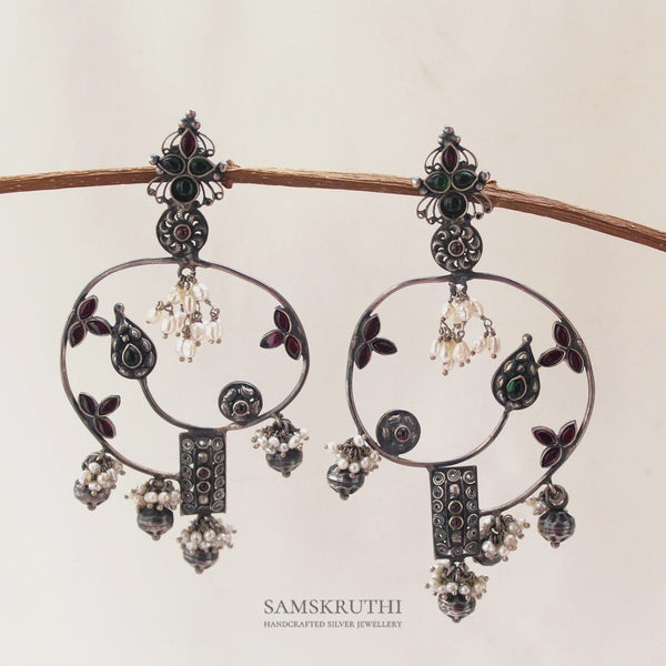 Aarna Earrings