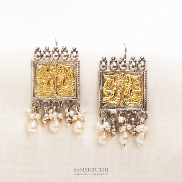 Dual tone Square Earrings