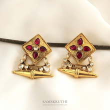 Load image into Gallery viewer, Mihira Earrings
