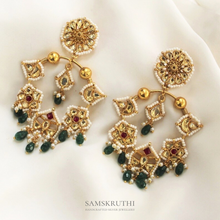 Load image into Gallery viewer, Mihika Earrings
