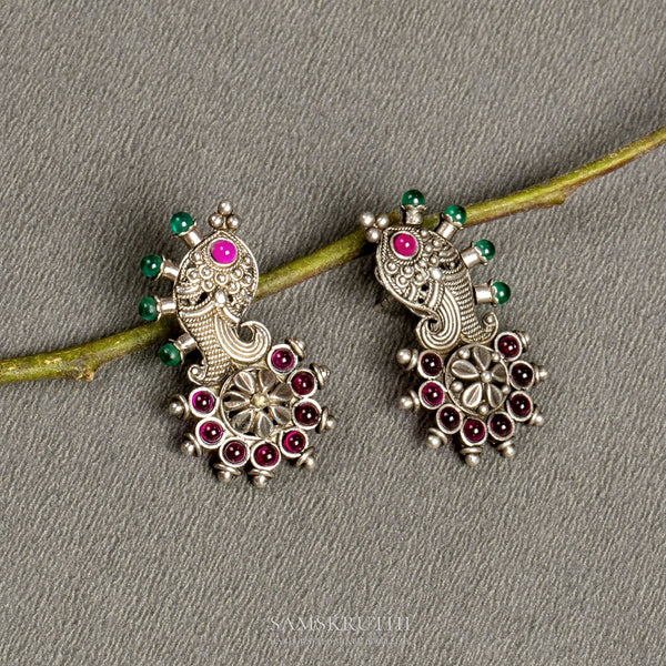 Inaaya Earrings
