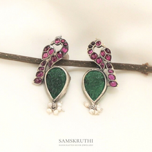 Load image into Gallery viewer, Mahi Earrings
