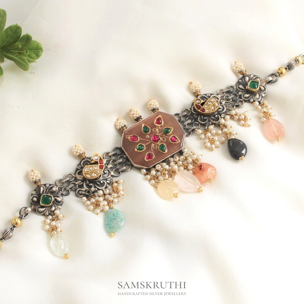 Aadya Statement Choker