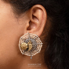 Load image into Gallery viewer, Ishani Statement Earrings
