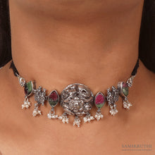 Load image into Gallery viewer, Niharika Choker
