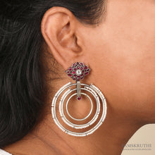 Load image into Gallery viewer, Hansika Earrings
