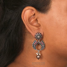 Load image into Gallery viewer, Azha Earrings
