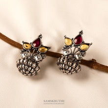 Load image into Gallery viewer, Ketana Earrings
