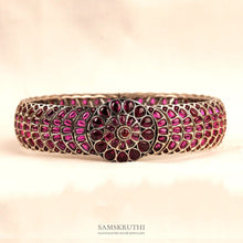 Load image into Gallery viewer, Amala Bangle
