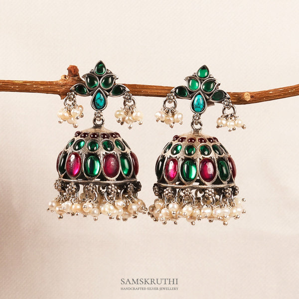Nitara Jhumka