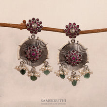 Load image into Gallery viewer, Nazia Earrings
